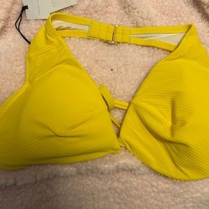 NWT SHADE SHORE bikini top.